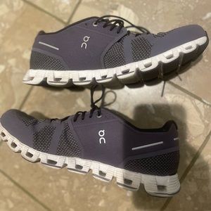 On Cloud Lightweight Running Shoes. Worn, but many miles left in these beauts